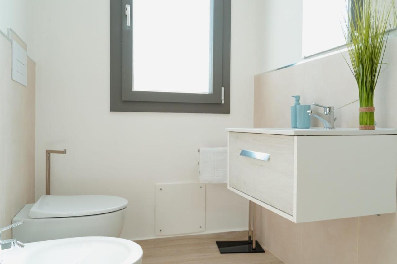 16Miglia Hotel La Caletta Luaran gambar