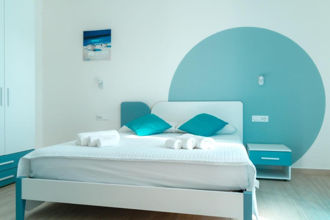 16Miglia Hotel La Caletta Luaran gambar