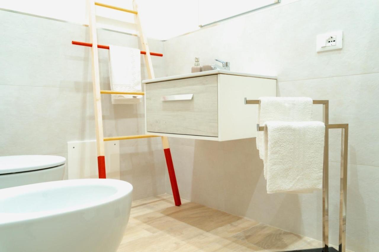 16Miglia Hotel La Caletta Luaran gambar