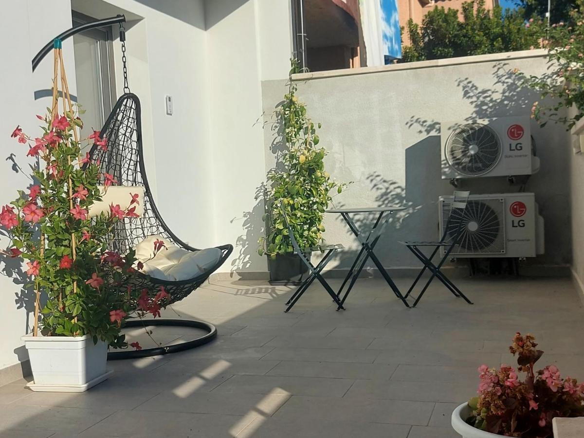 16Miglia Hotel La Caletta Luaran gambar