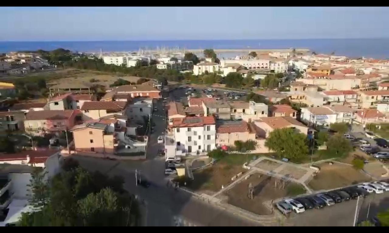 16Miglia Hotel La Caletta Luaran gambar