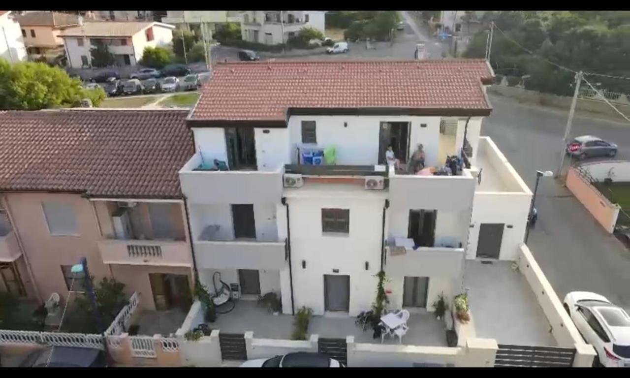 16Miglia Hotel La Caletta Luaran gambar